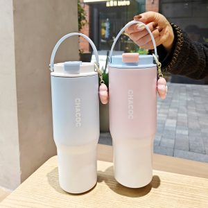Gradient Color Insulated Water Bottle with Carrying Handle & Charm Pendant, 900ml Stylish Portable Thermos Cup for Daily Use - 图片 3