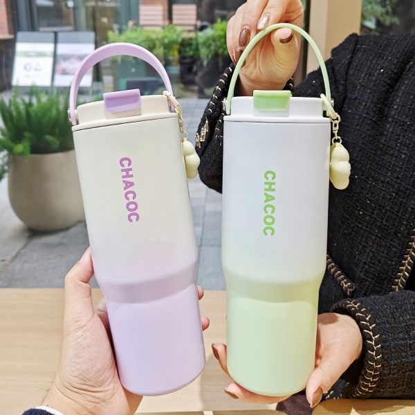 thermos bottle (4) Gradient Color Insulated Water Bottle with Carrying Handle & Charm Pendant, 900ml Stylish Portable Thermos Cup for Daily Use